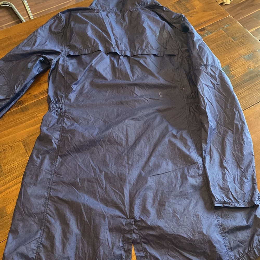The North Face Windbreaker - Picture 5 of 8